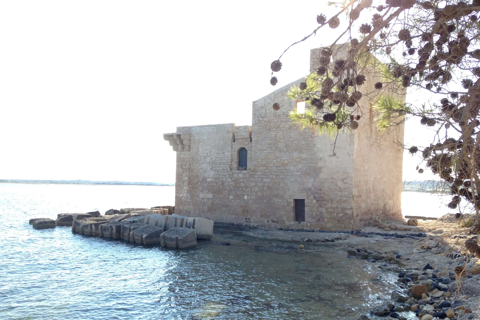 Vendicari, Torre sveva